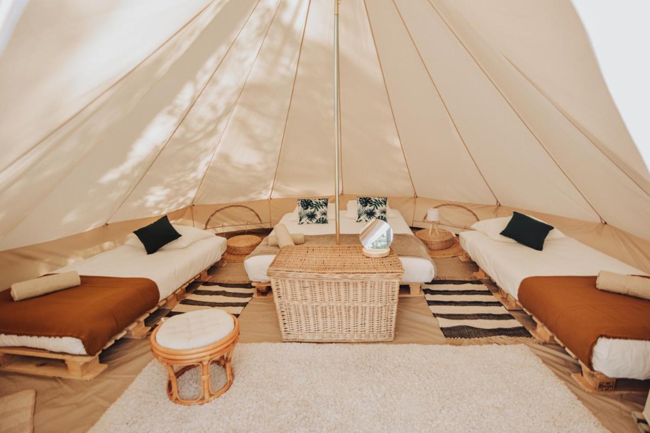 ホテル Cocooning Tipi - セノッス - ル・ペノン エクステリア 写真