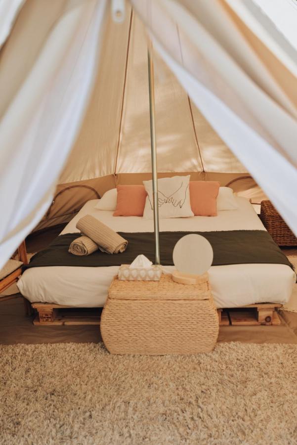 ホテル Cocooning Tipi - セノッス - ル・ペノン エクステリア 写真