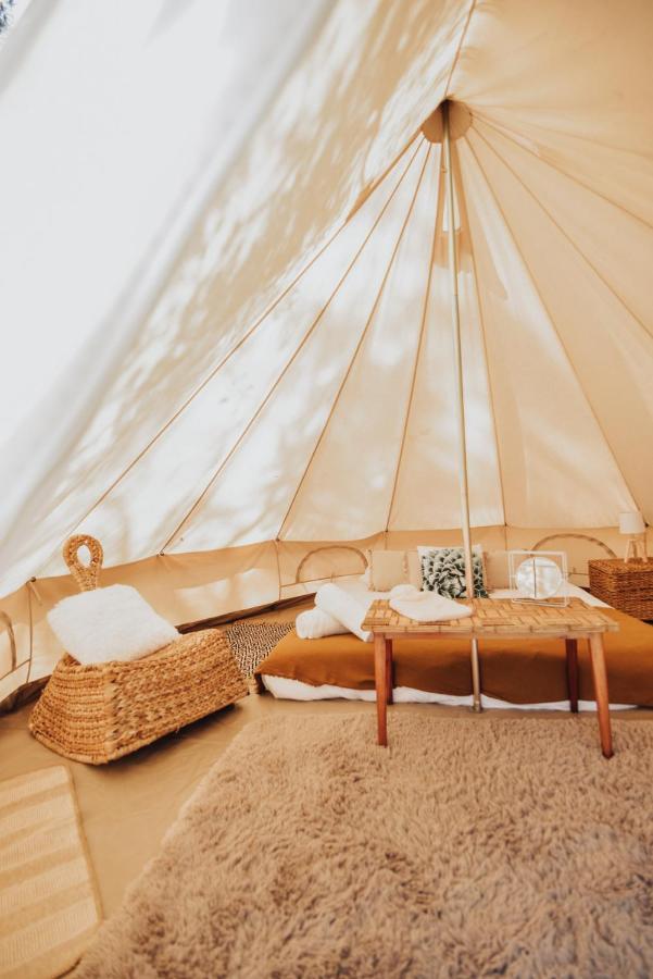 ホテル Cocooning Tipi - セノッス - ル・ペノン エクステリア 写真