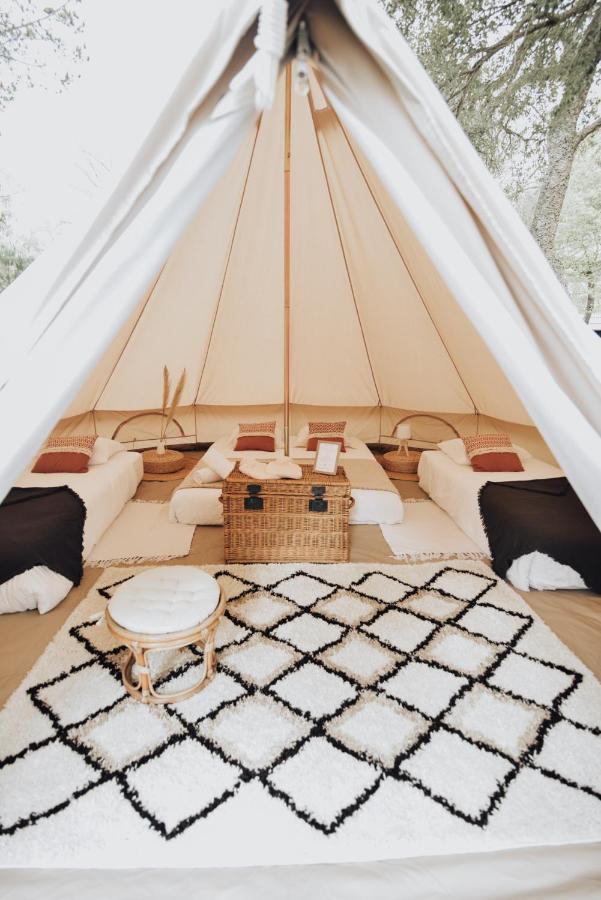 ホテル Cocooning Tipi - セノッス - ル・ペノン エクステリア 写真