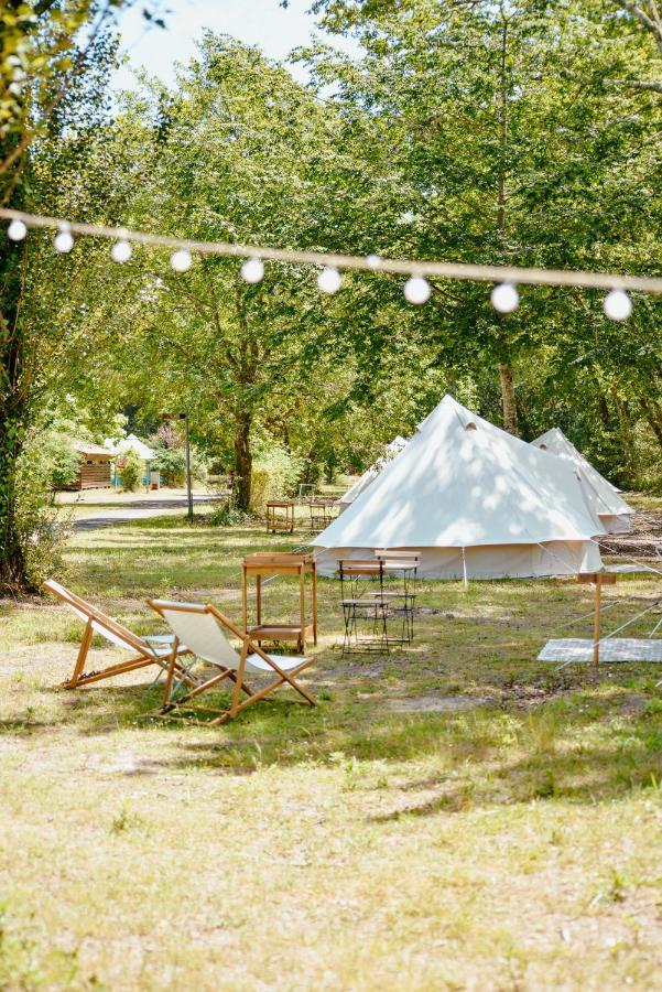 ホテル Cocooning Tipi - セノッス - ル・ペノン エクステリア 写真